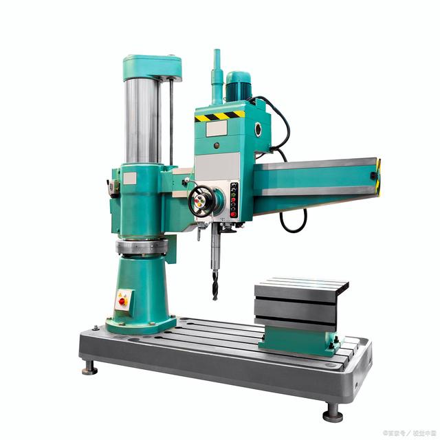 如何选择合适的摇臂钻床厂家